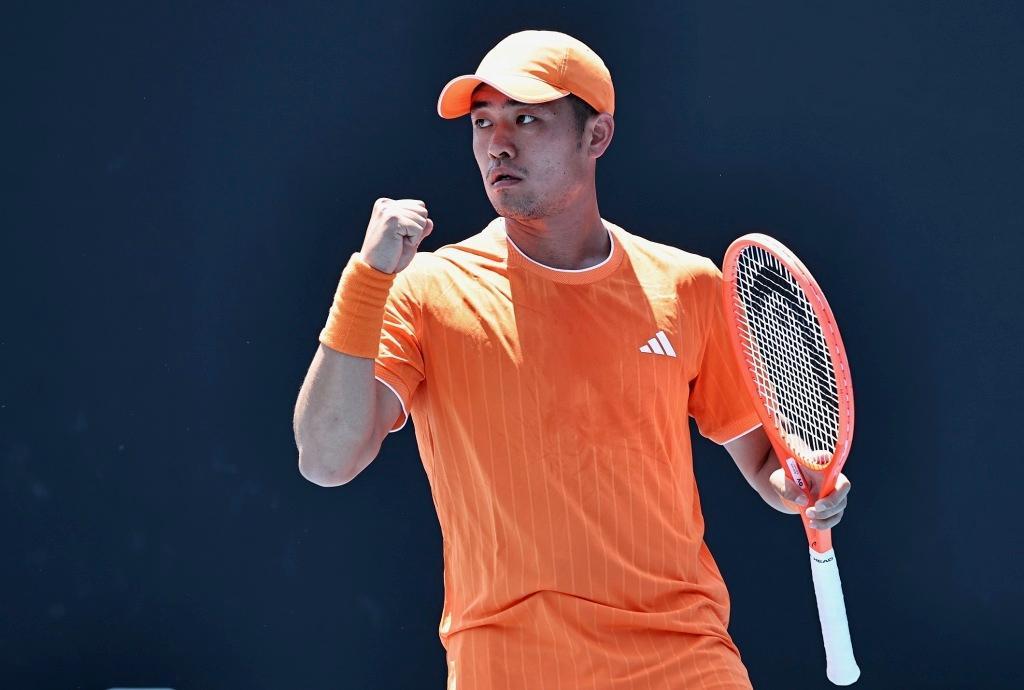 体育赛事-拿下生涯澳网正赛首胜！吴易昺目标瞄准大满贯第二周